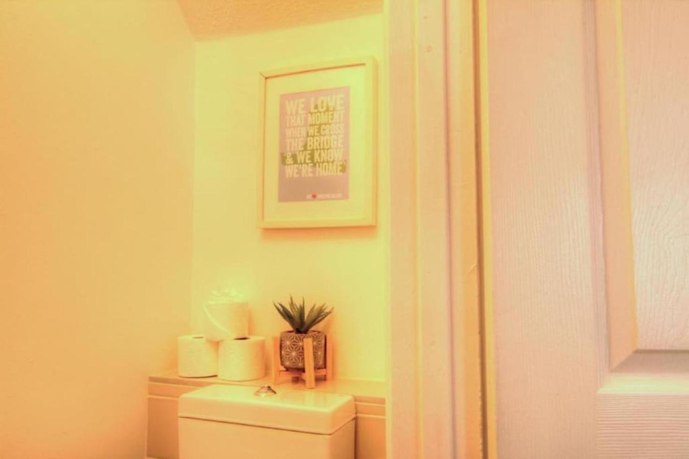 Air Maison - Solent View Beachfront Apartment เซาท์เฮย์ลิง ภายนอก รูปภาพ